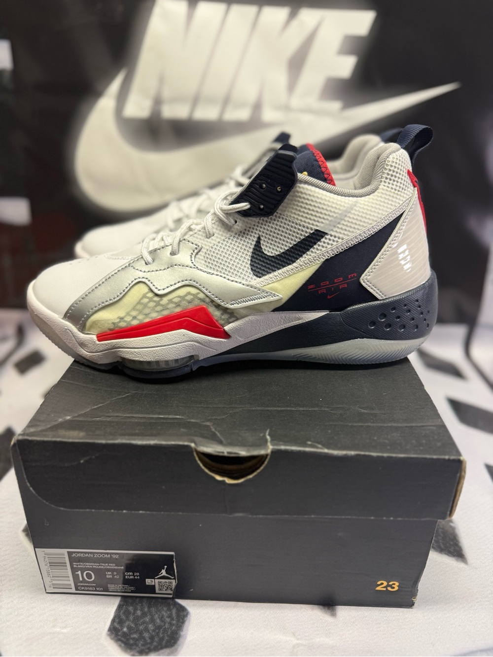 Nike Jordan Men’s White/Red/Navy Athletic Basketball Shoes - Picture 3 of 6